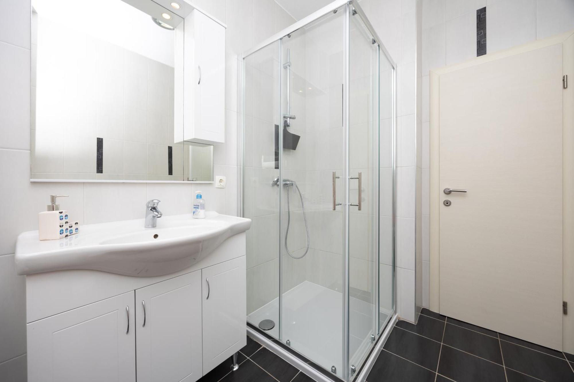 טרוגיר Apartman Markulin מראה חיצוני תמונה