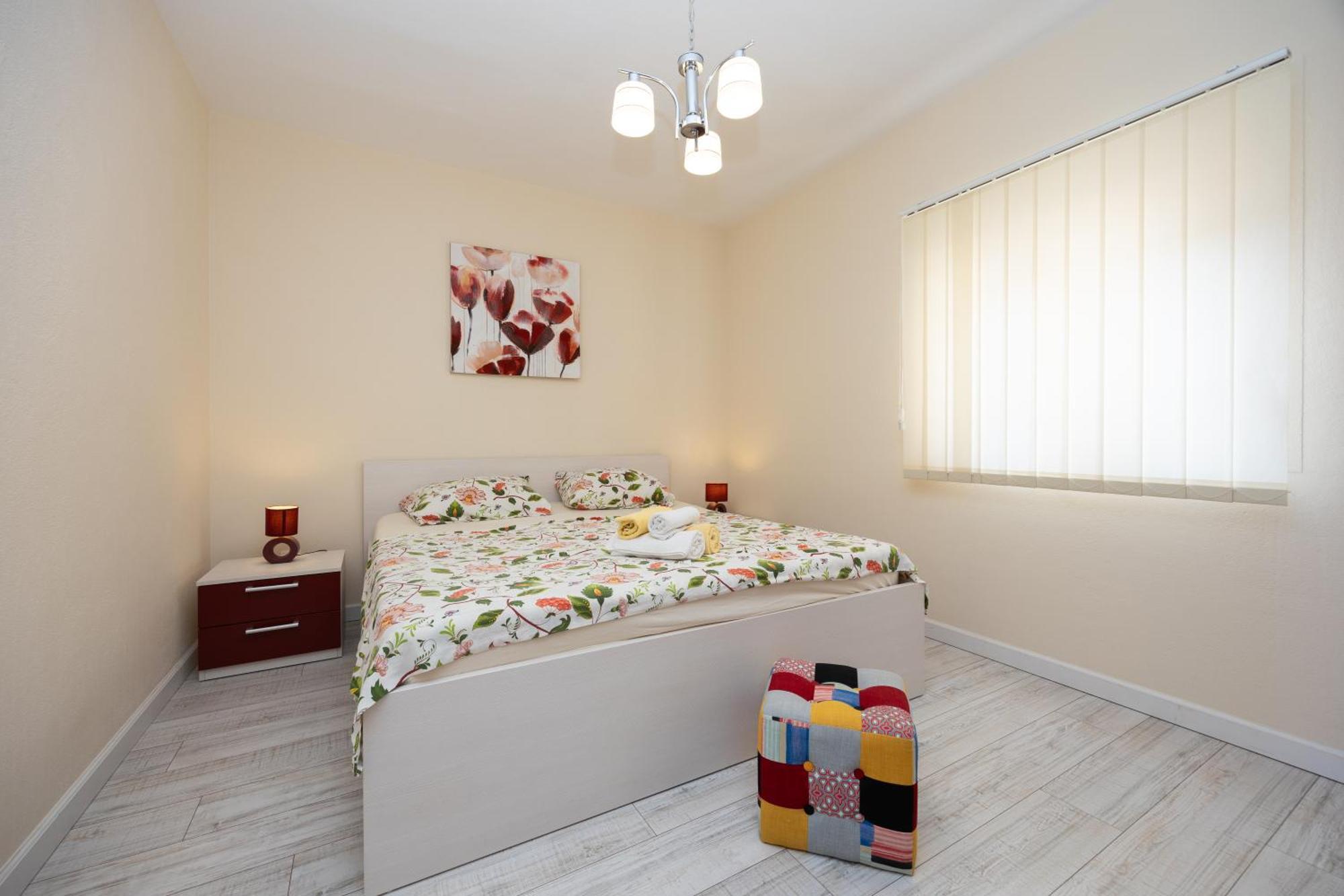 טרוגיר Apartman Markulin מראה חיצוני תמונה